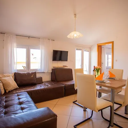 Sea Breeze Apartment Vrsar