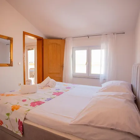 Sea Breeze Apartment Vrsar